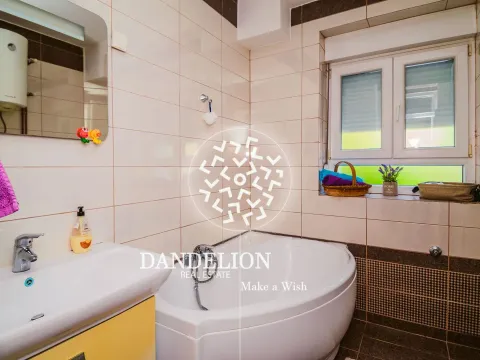 Izdavanje, kuća, 325m², Gorica C, Podgorica - image 9