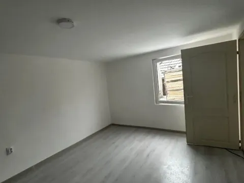 Prodaja, stan, 45m², Žitni trg, Zrenjanin - image 4