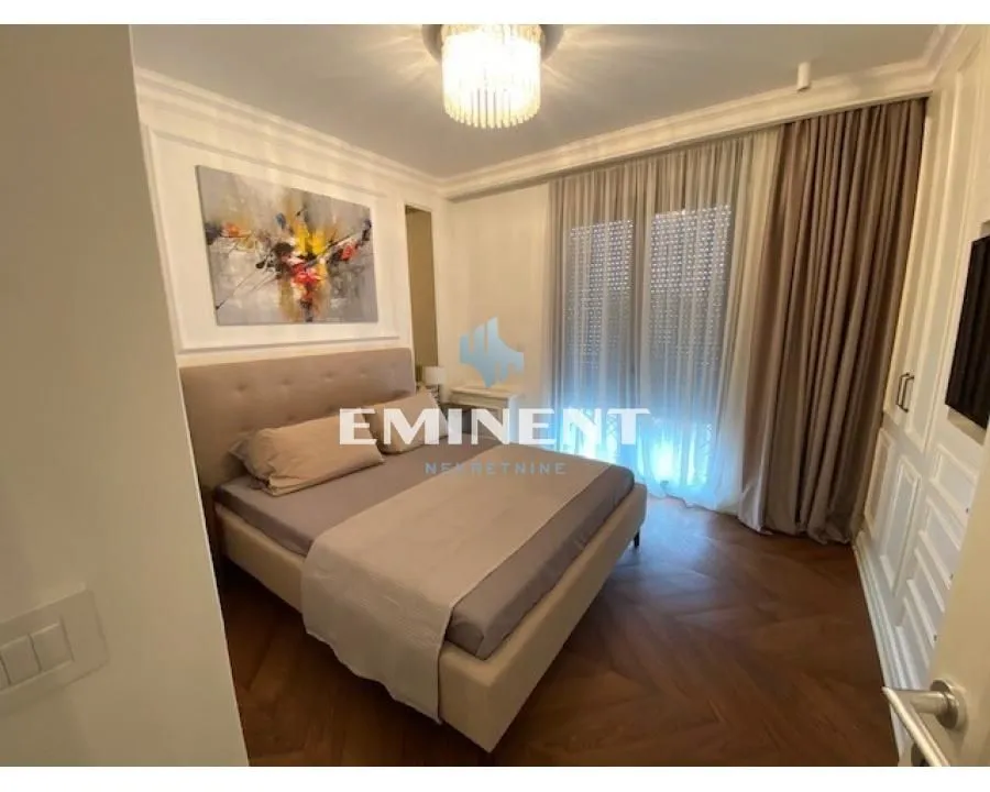 Rent, four bedroom apartment, 125m², Čubura, Beograd