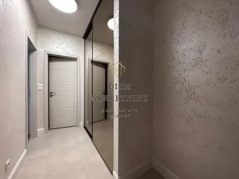 Izdavanje, dvosoban stan, 74m², Ljubović, Podgorica - image 2