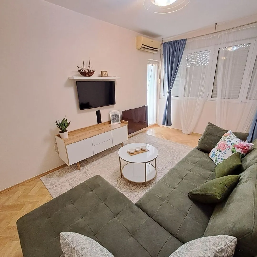 Prodaja, dvosoban stan, 65m², Gintaš, Podgorica