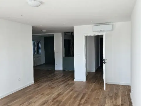 Izdavanje, trosoban stan, 85m², Novi Beograd Blok 23, Novi Beograd Sve Podlokacije - image 5