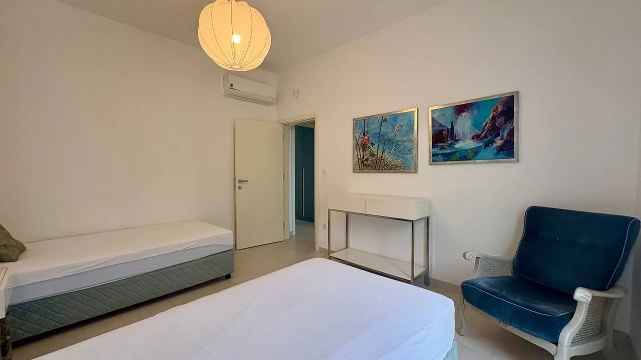 Rent, two bedroom apartment, 100m², Tivat, Crna Gora