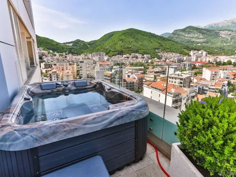 Rent, three bedroom apartment, 142m², Centar, Budva - image 12