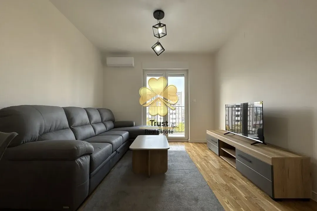 Izdavanje, jednosoban stan, 40m², Pobrežje, Podgorica