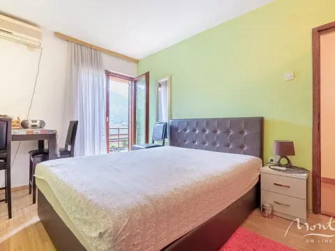 Sale, house, 250m², Dobrota, Kotor - image 14