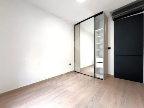 Rent, three bedroom apartment, 111m², Vezirov Most, Podgorica - image 9