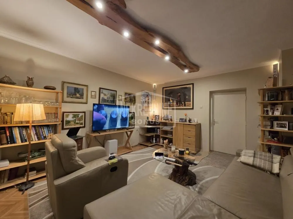 Prodaja, dvosoban stan, 69m², Centar, Subotica