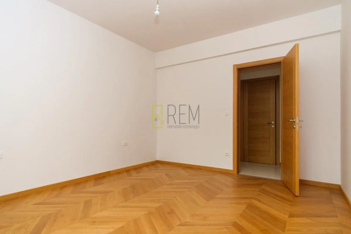 Prodaja, trosoban stan, 142m², Gorica C, Podgorica