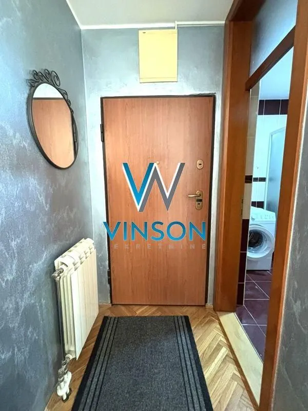 Izdavanje, stan, 31m², Bulevar Oslobodjenja, Novi Sad Sve Podlokacije