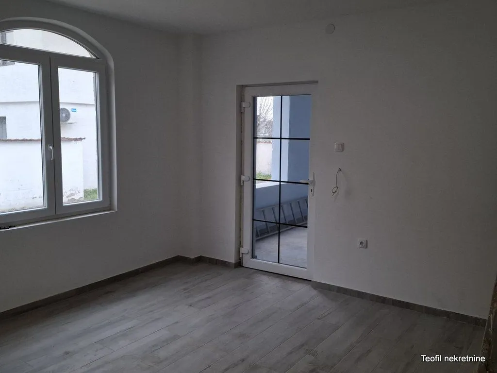 Sale, house, 200m², Karlovčić, Pećinci