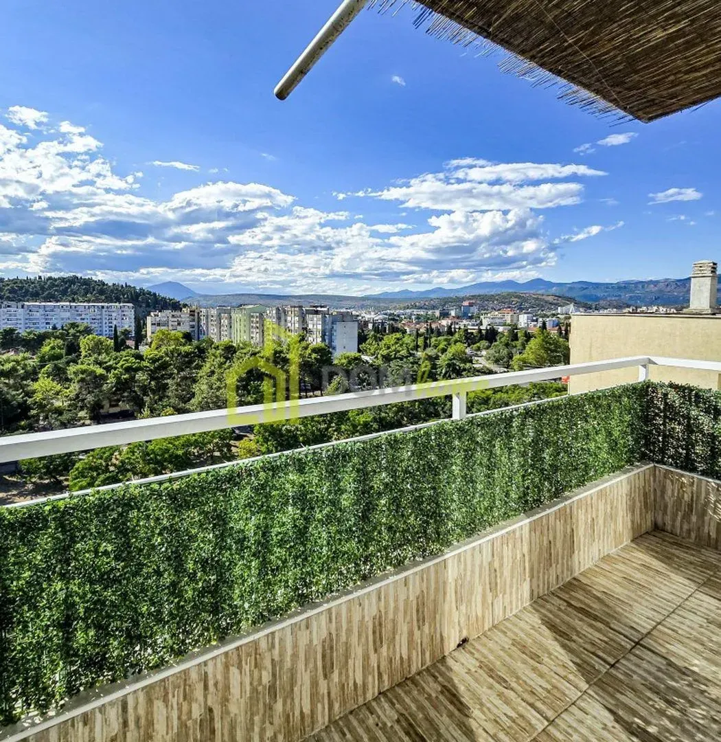 Prodaja, trosoban stan, 74m², Pobrežje, Podgorica