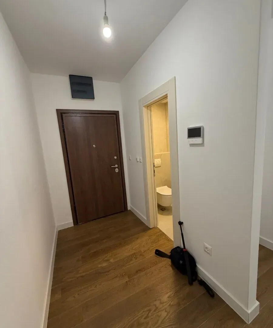 Prodaja, dvosoban stan, 79m², Preko Morače, Podgorica