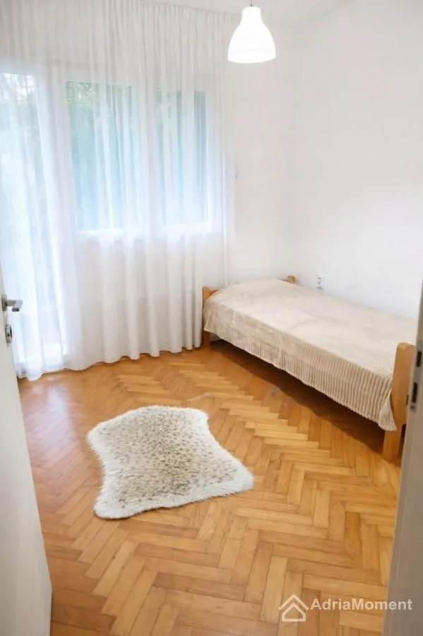 Prodaja, dvosoban stan, 53m², Kalimanj, Tivat