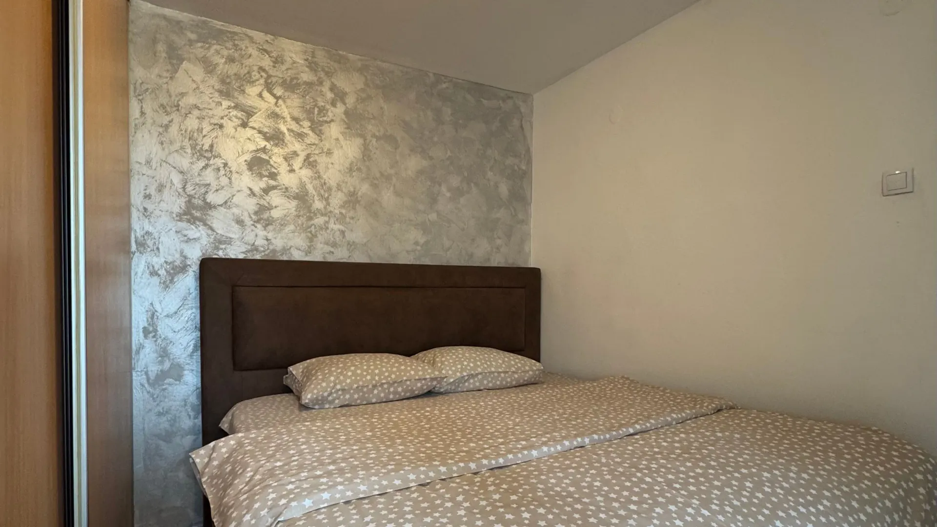Rent, one bedroom apartment, 50m², Golubovina, Budva