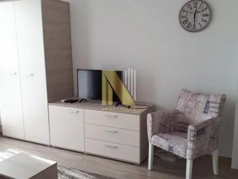 Izdavanje, garsonjera, 25m², Centar, Novi Sad - image 5