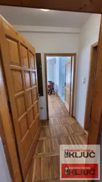 Izdavanje, jednosoban stan, 26m², Bulevar Oslobodjenja, Novi Sad Sve Podlokacije - image 5