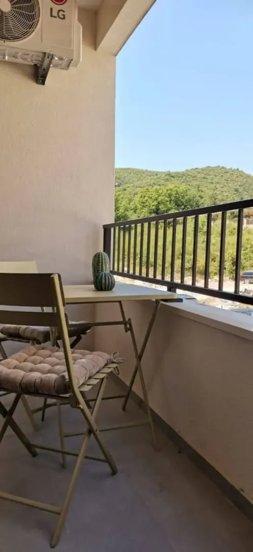 Rent, one bedroom apartment, 47m², Bečići, Budva