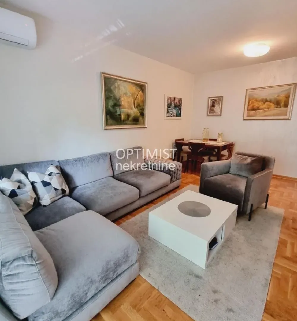 Prodaja, trosoban stan, 61m², Novi Beograd Sve Podlokacije, Beograd