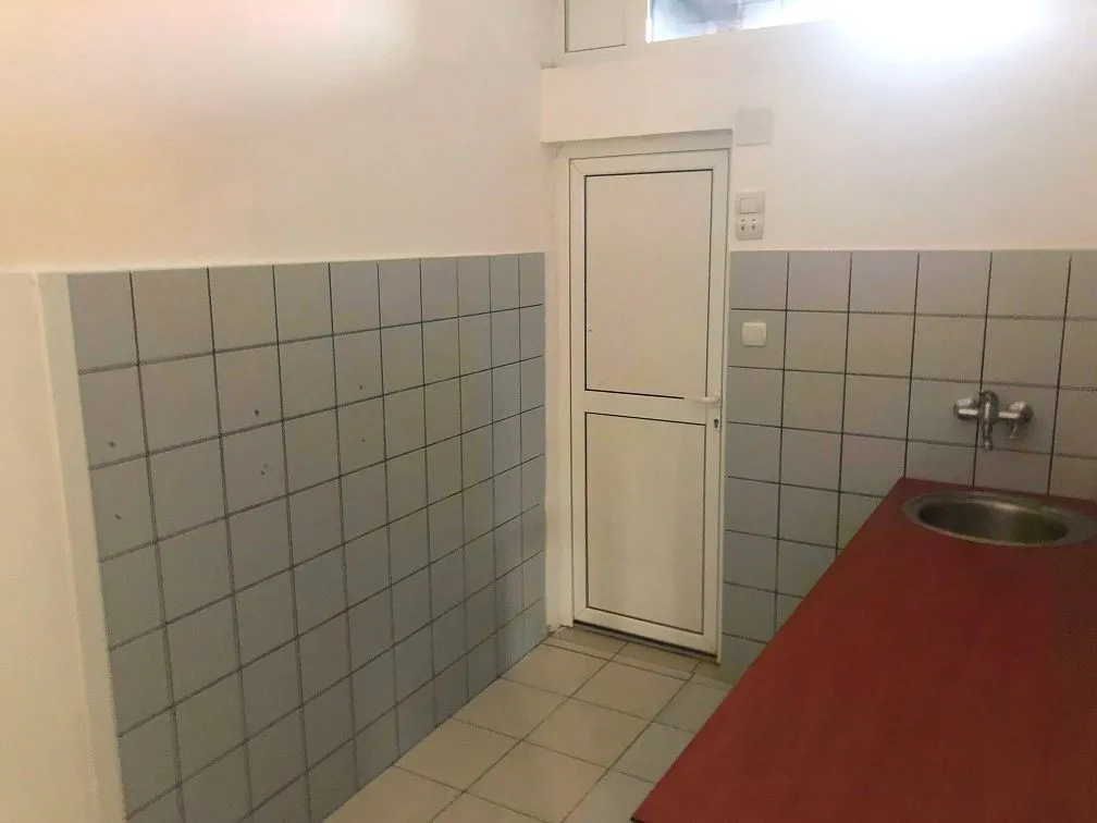 Rent, office space, 200m², Zemun Ugrinovci, Zemun Sve Podlokacije