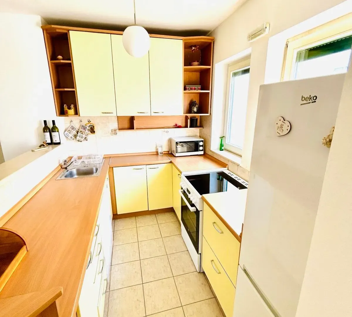 Izdavanje, jednosoban stan, 56m², Momišići, Podgorica