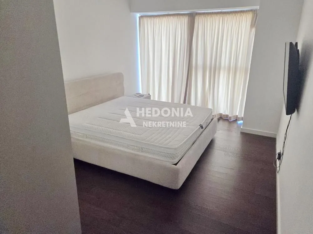 Rent, three bedroom apartment, 94m², Novi Beograd Blok 65, Novi Beograd Sve Podlokacije