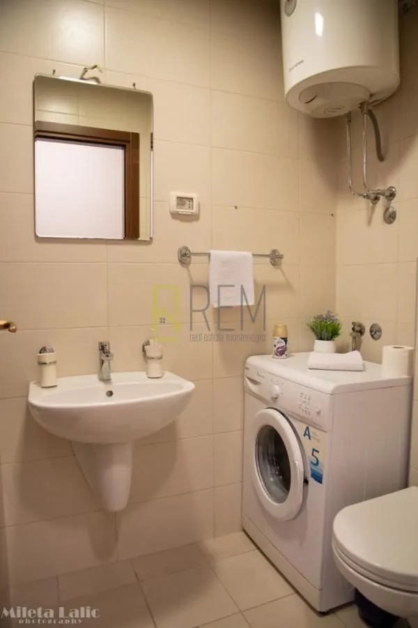 Prodaja, garsonjera, 33m², City Kvart, Podgorica