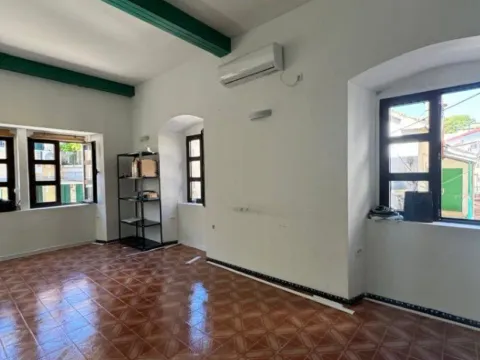  Office Space for Rent, 155m2, Centar, Herceg Novi