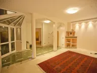 Izdavanje, poslovni prostor, 160m², Đeram Pijaca, Beograd - image 1