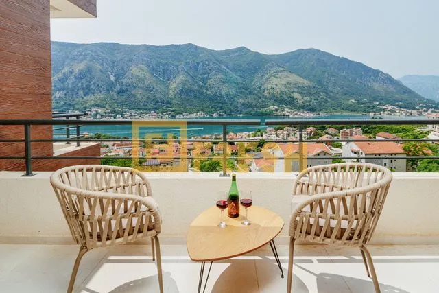 Prodaja, jednosoban stan, 50m², Kotor, Crna Gora