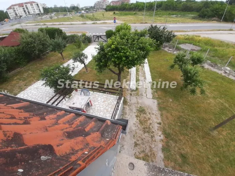 Prodaja, kuća, 242m², Novo naselje, Novi Sad