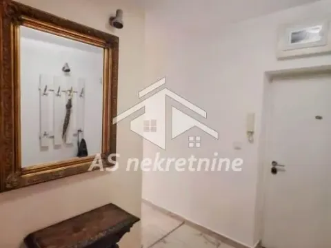 Rent, three bedroom apartment, 73m², Kalenić Pijaca, Vračar Sve Podlokacije - image 31