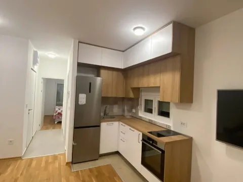 Rent, one bedroom apartment, 40m², Stari Aerodrom, Podgorica - image 4