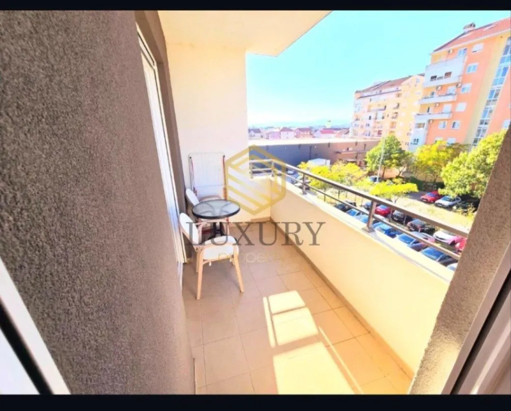 Rent, one bedroom apartment, 50m², Stari Aerodrom, Podgorica