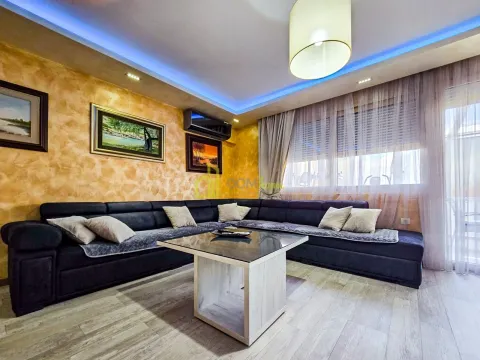 Izdavanje, trosoban stan, 150m², Zabjelo, Podgorica - image 16