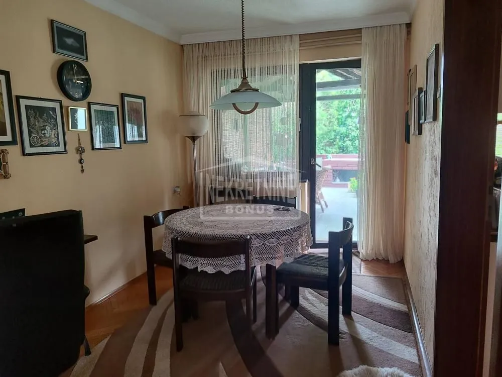 Prodaja, kuća, 132m², Makova Sedmica, Subotica