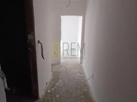 Prodaja, jednosoban stan, 55m², Momišići, Podgorica - image 19