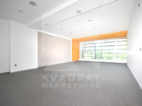 Prodaja, poslovni prostor, 391m², Preko Morače, Podgorica - image 11