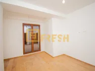 Izdavanje, četvorosoban stan, 150m², Centar, Podgorica - image 20