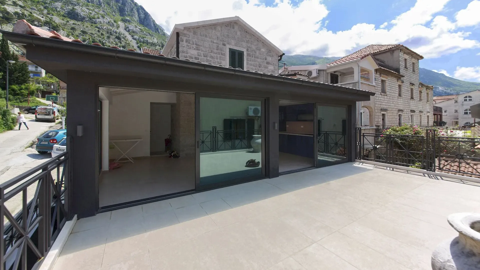 Sale, house, 250m², Kotor, Crna Gora