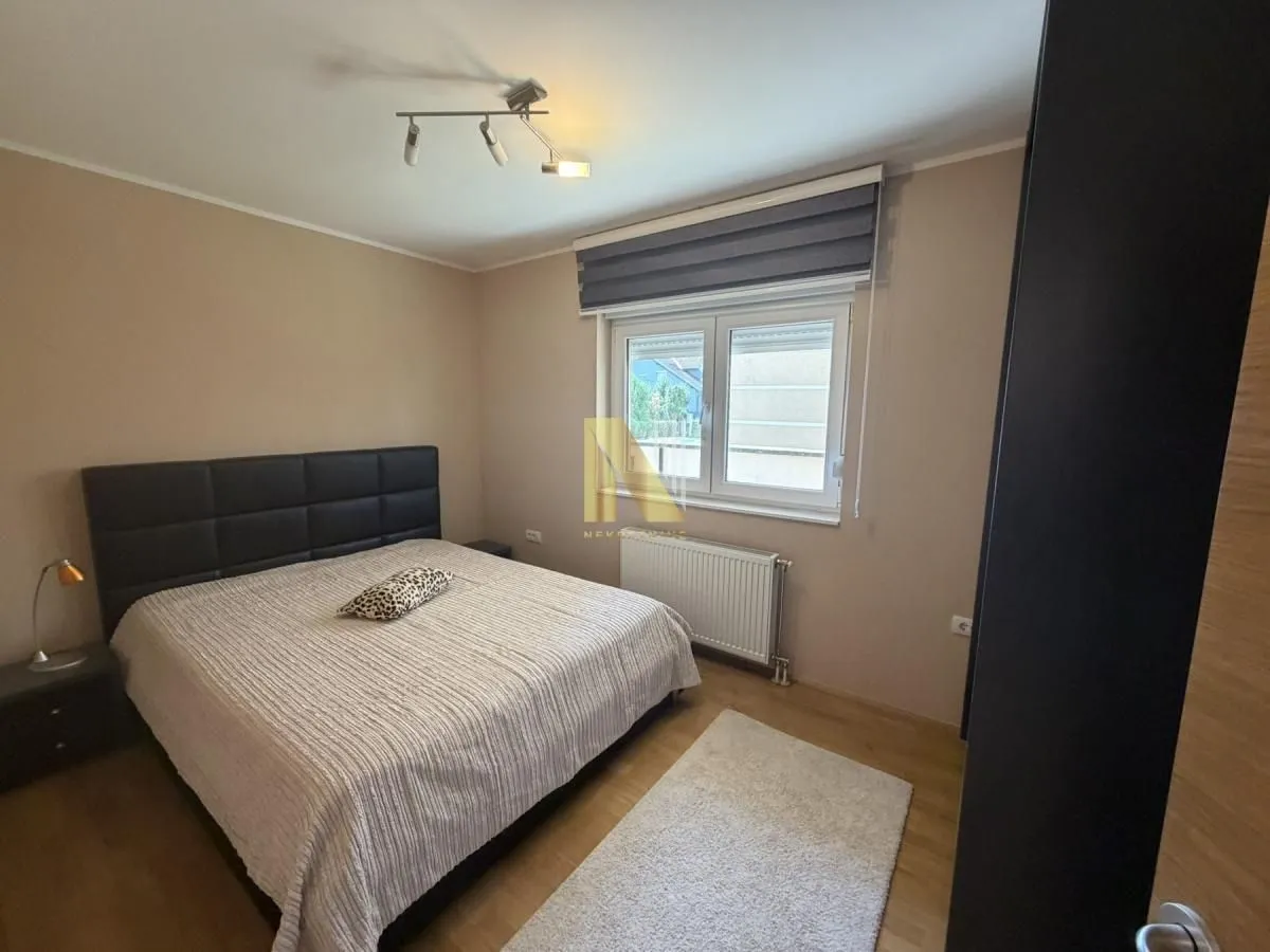 Izdavanje, četvorosoban stan, 86m², Veternička rampa, Novi Sad Sve Podlokacije