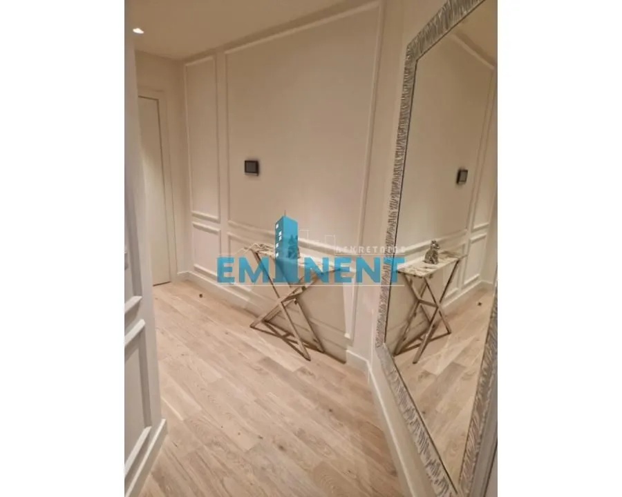Rent, four bedroom apartment, 109m², Savski Venac, Beograd