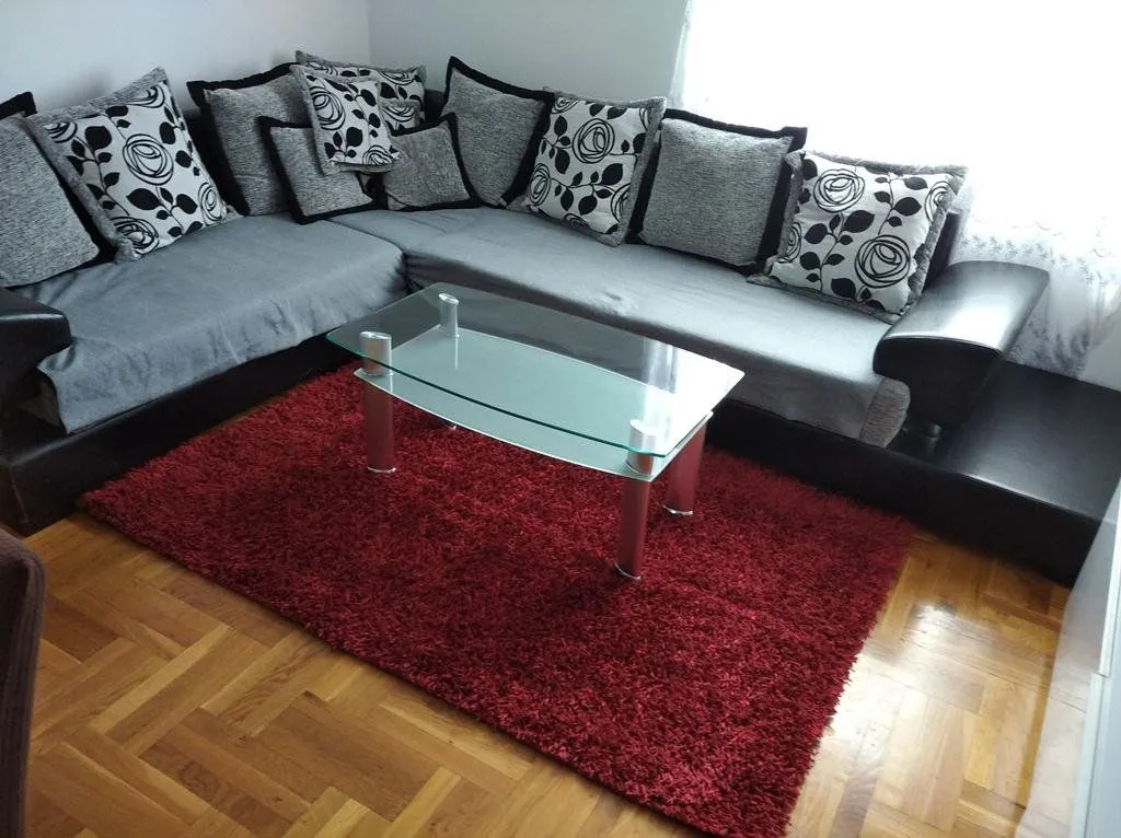 Izdavanje, jednosoban stan, 50m², City Kvart, Podgorica
