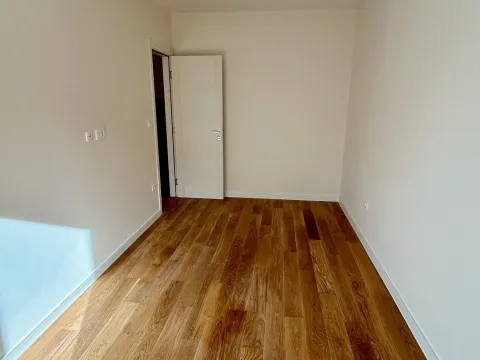 Izdavanje, jednosoban stan, 43m², Central Point, Podgorica - image 7