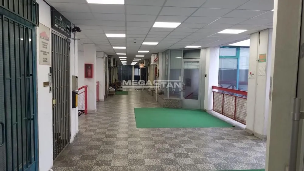 Sale, office space, 20m², Južni Bulevar, Vračar Sve Podlokacije