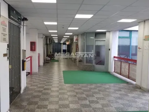 Sale, office space, 20m², Južni Bulevar, Vračar Sve Podlokacije - image 3
