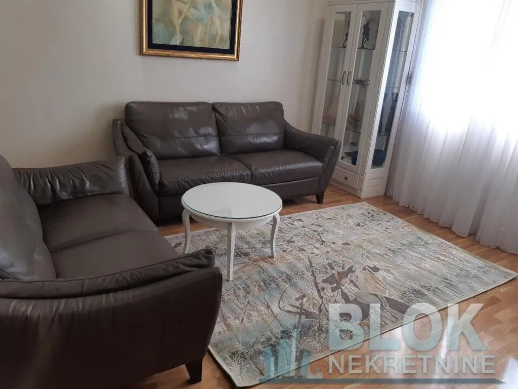 Izdavanje, dvosoban stan, 90m², Preko Morače, Podgorica