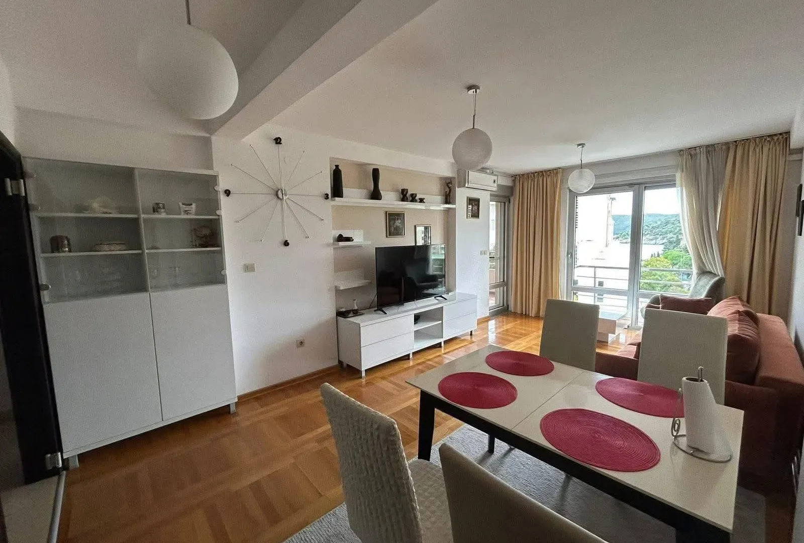 Prodaja, dvosoban stan, 84m², Bečići, Budva