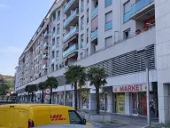Izdavanje, poslovni prostor, 130m², Preko Morače, Podgorica