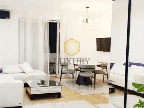 Izdavanje, dvosoban stan, 70m², Preko Morače, Podgorica